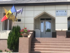FLASH // Percheziții matinale la primăria Trușeni. Primarul este în vizorul CNA